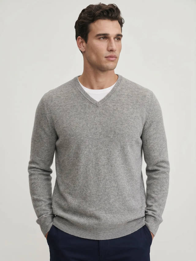 Jersey de cuello en V de cachemira mongola