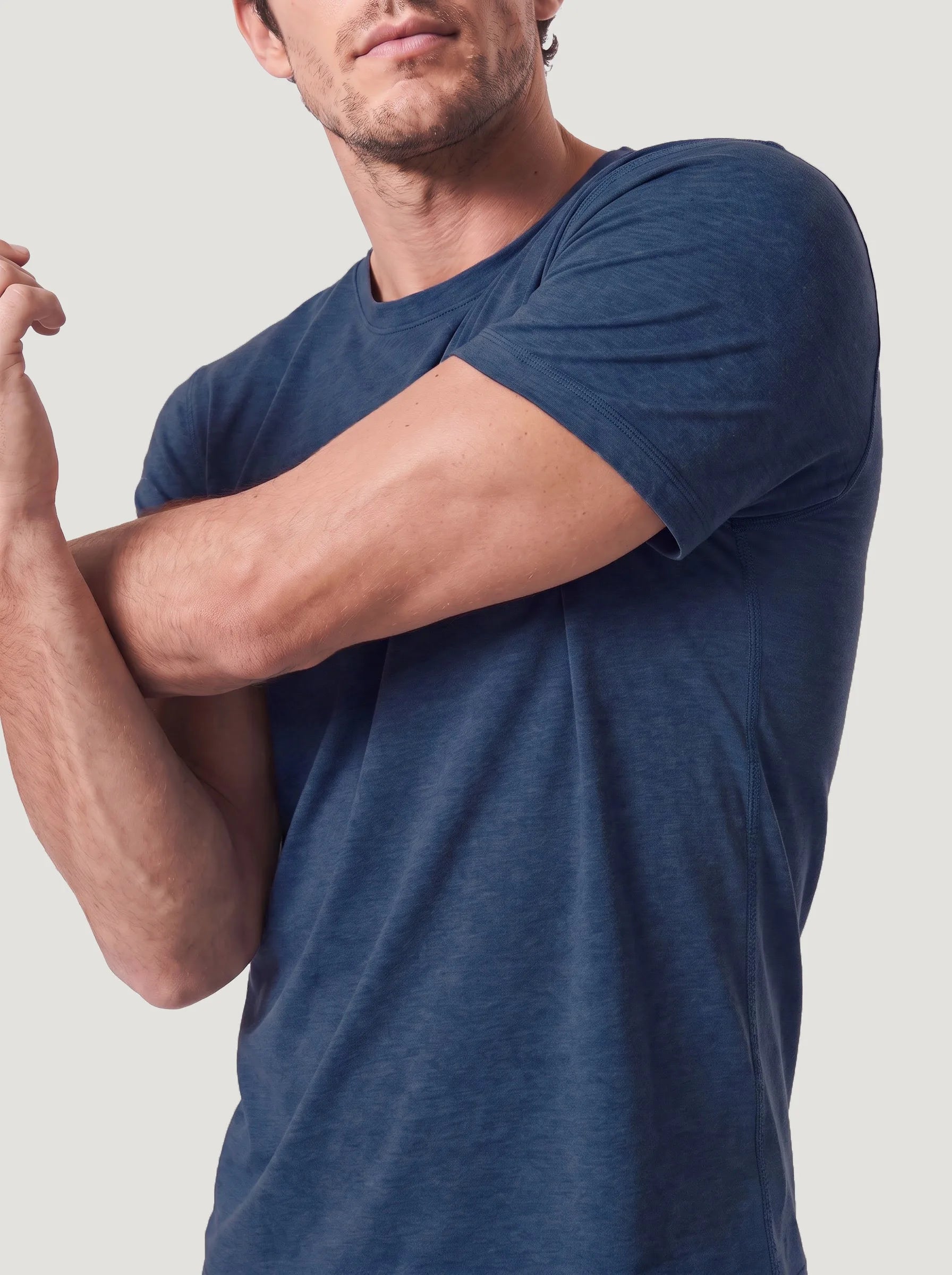 Camiseta de cuello redondo FlowBlend™ Active