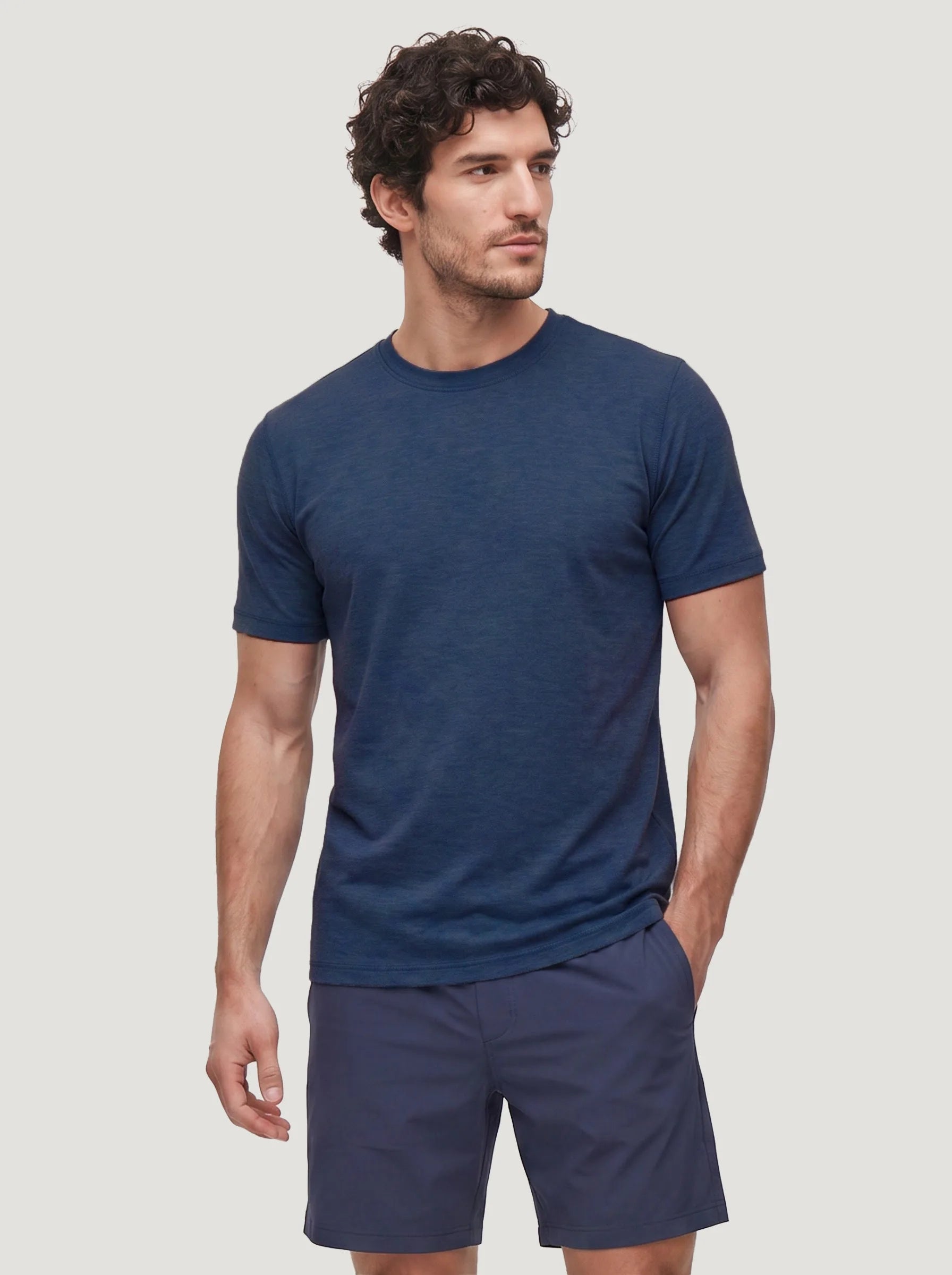 Camiseta de cuello redondo FlowBlend™ Active