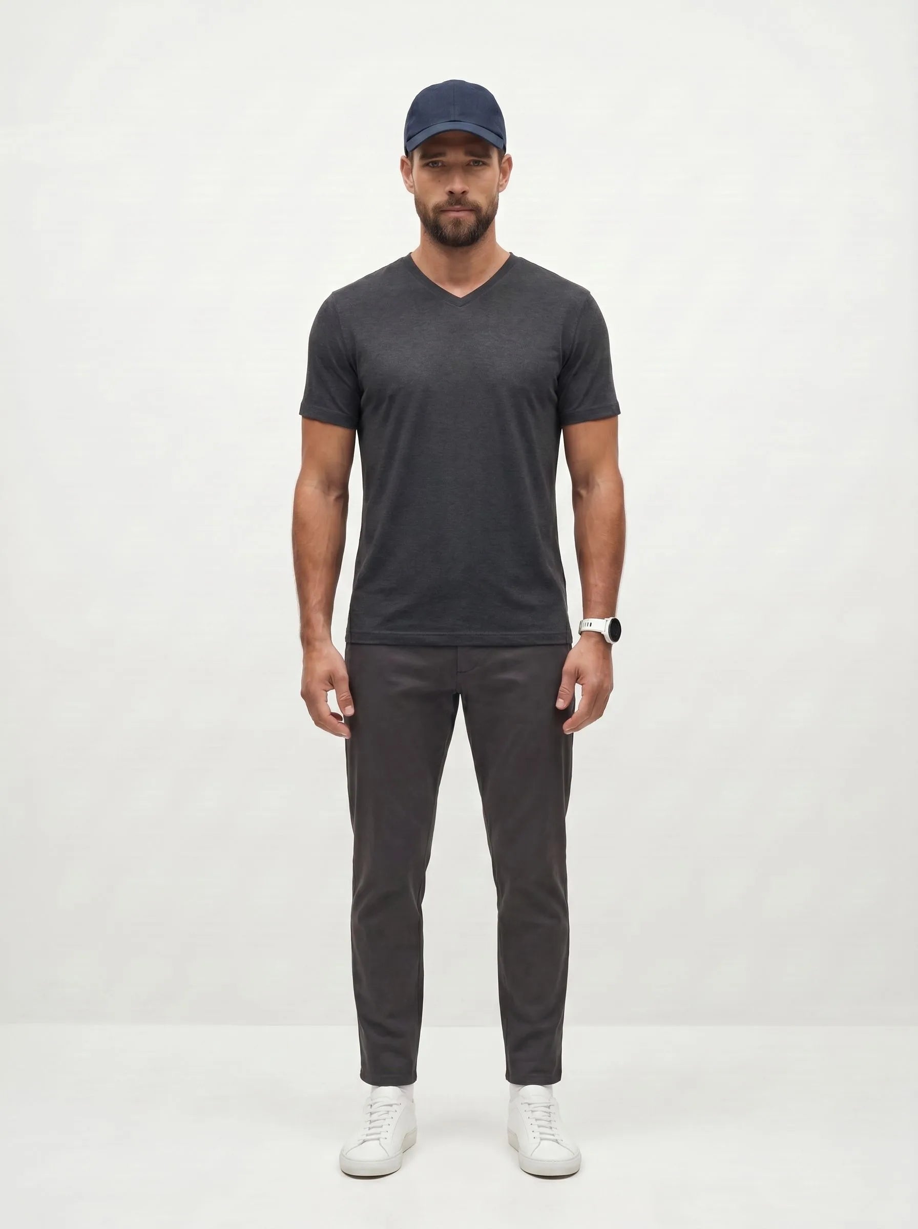 T-shirt con scollo a V AirPace™ Performance
